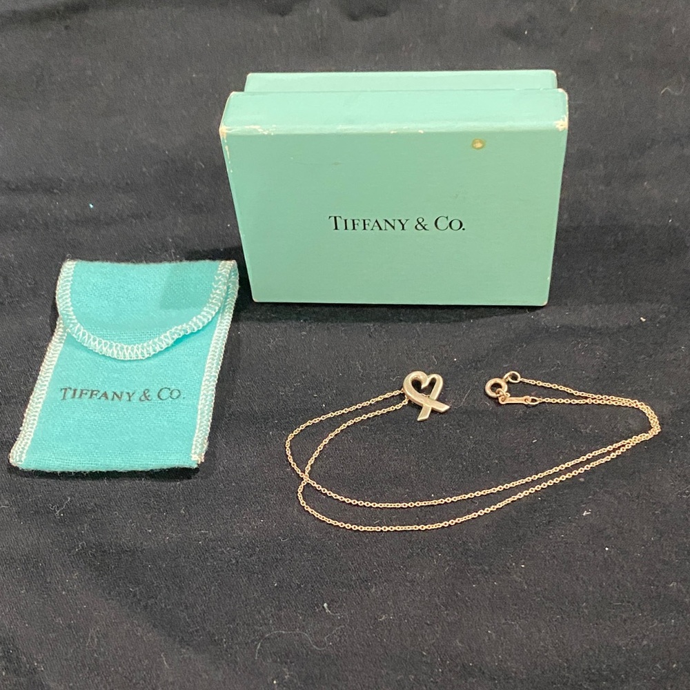 Tiffany & Co. Heart Ribbon Pendant Necklace with Tiffany Blue Pouch